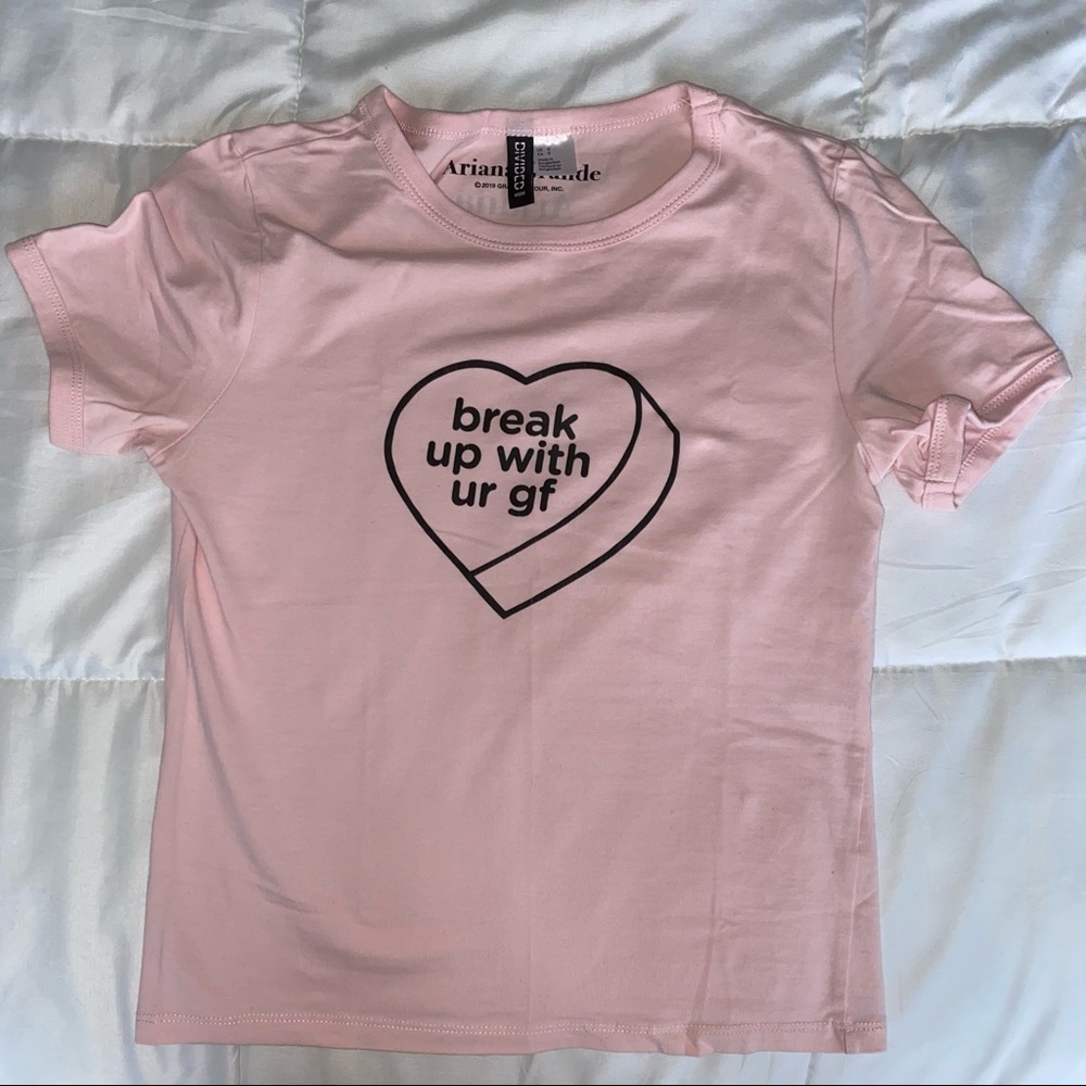 Limited Edition Sold Out Ariana Grande x H&M pink t-shirt Small